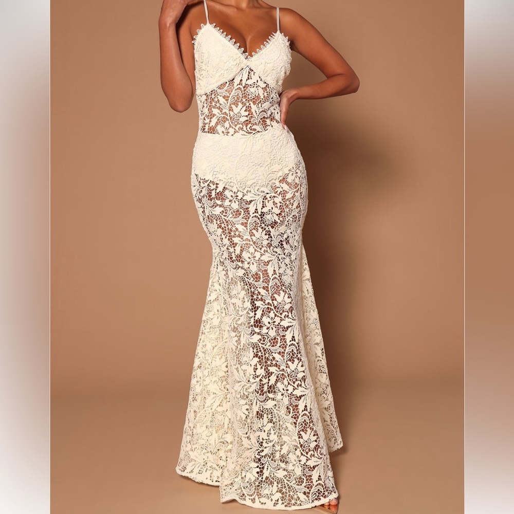 Fashion Nova Luxe Anita Crochet Maxi Dress - Cream Size XS
